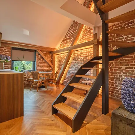 Handmade - Free Gated Parking - Self Check In Apartma *
