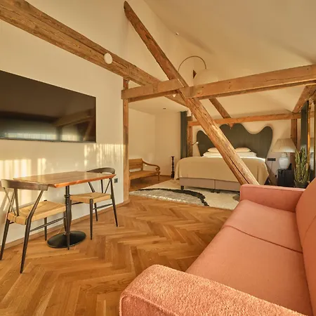 Handmade - Free Gated Parking - Self Check In Apartamento *