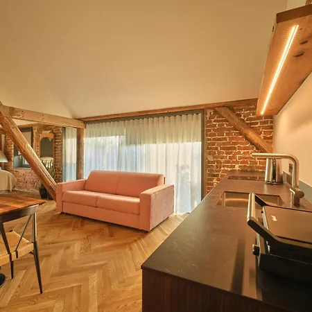 Handmade - Free Gated Parking - Self Check In Apartamento *