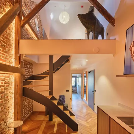 Handmade - Free Gated Parking - Self Check In Apartamento